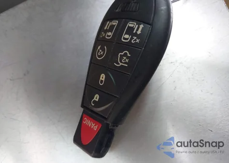 2014 Chrysler Town & Country Touring-L 30Th Anniversary from USA, damaged, VIN 2C4RC1CG7ER328803